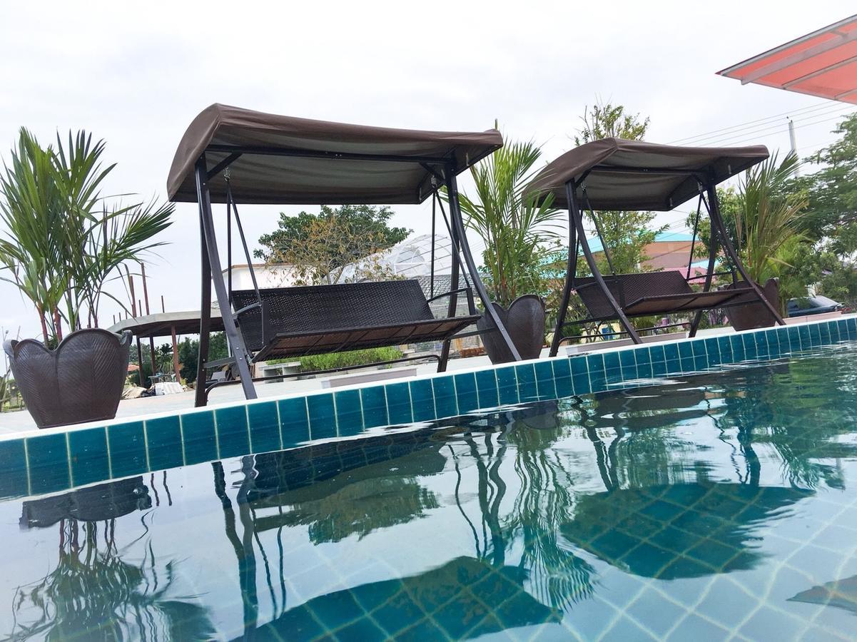 Menam Resort Nakhon Pathom Eksteriør bilde