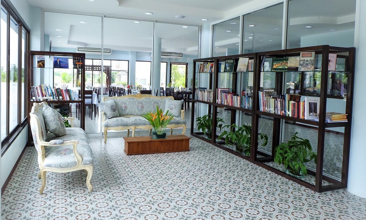 Menam Resort Nakhon Pathom Eksteriør bilde