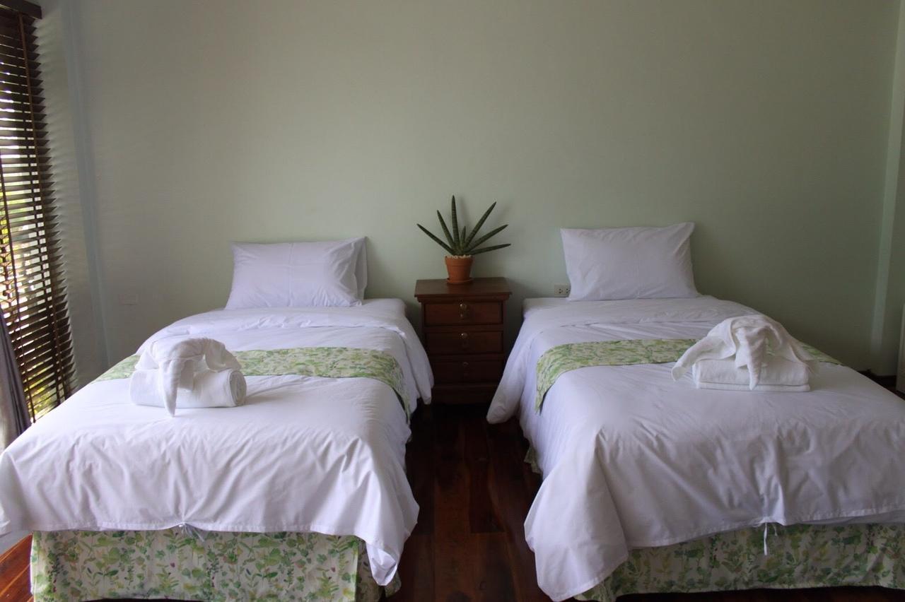 Menam Resort Nakhon Pathom Eksteriør bilde