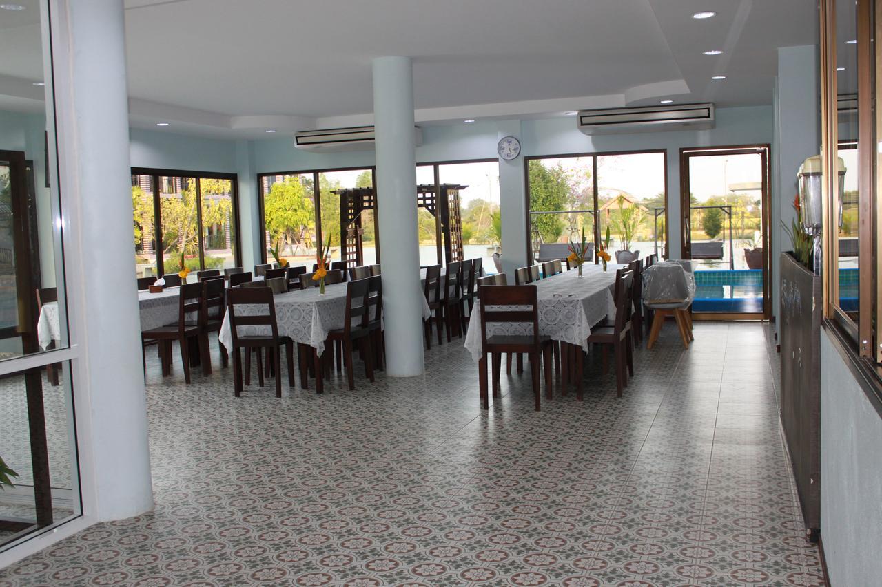 Menam Resort Nakhon Pathom Eksteriør bilde